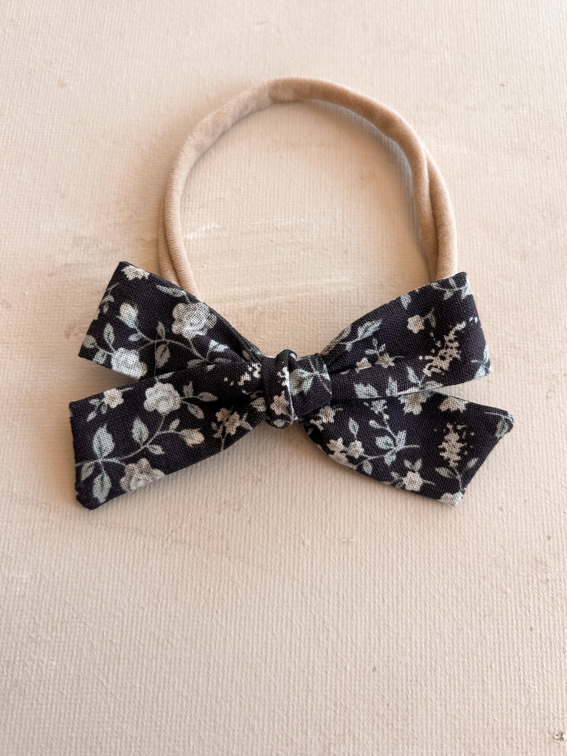 Petite Narrow Bow Band || Flora