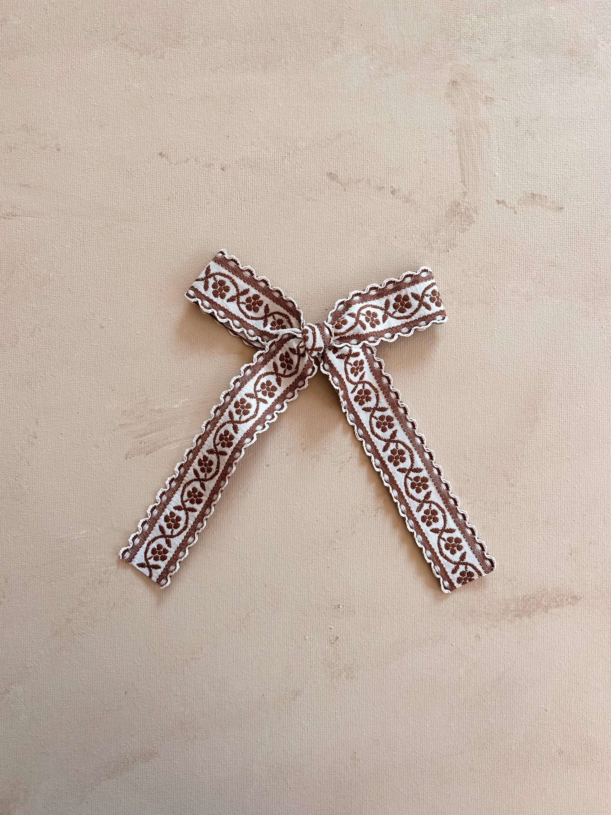 Oversized Ribbon Bow Clip || Willow