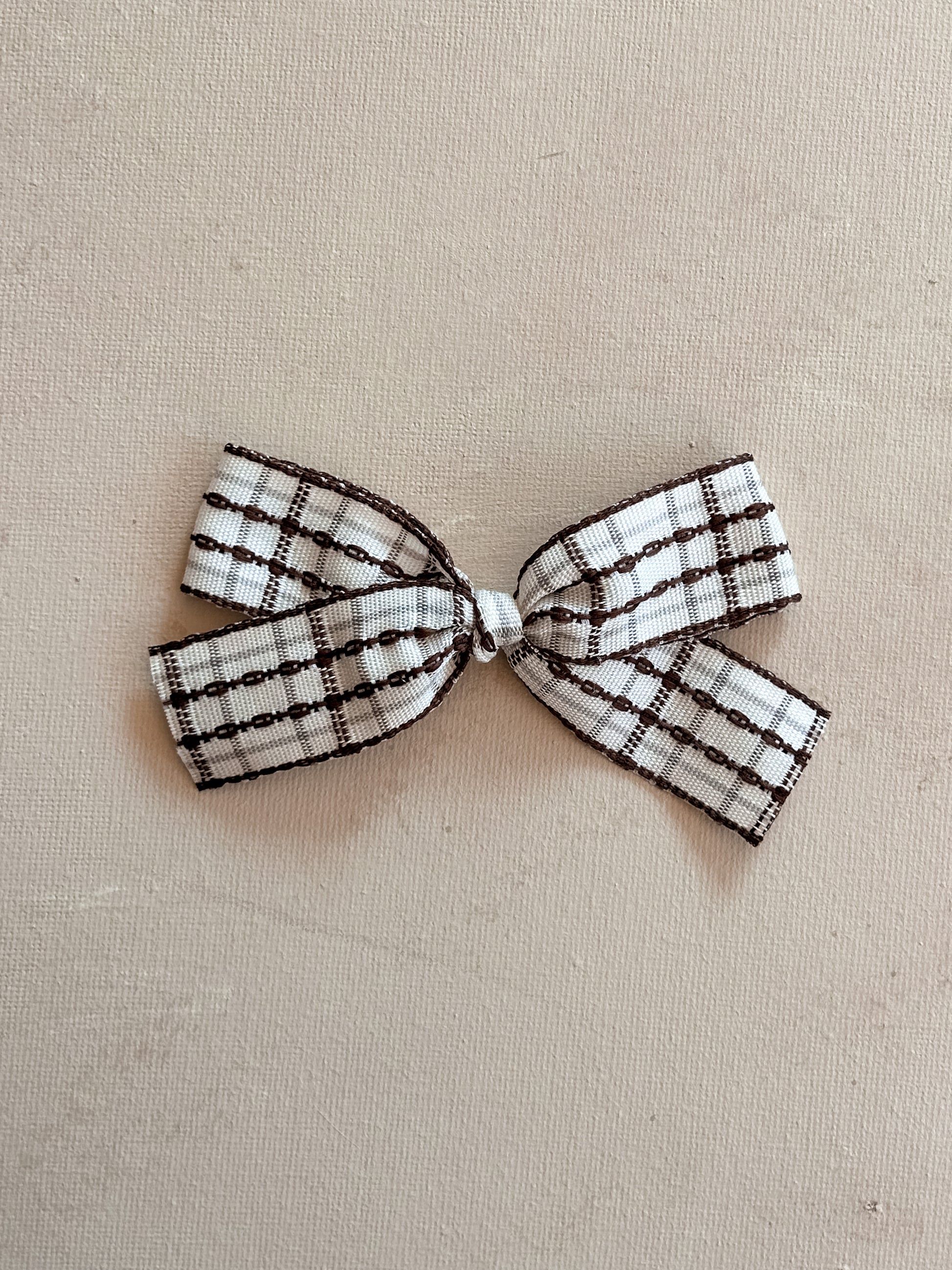 Petite Ribbon Bow Clip || Latte