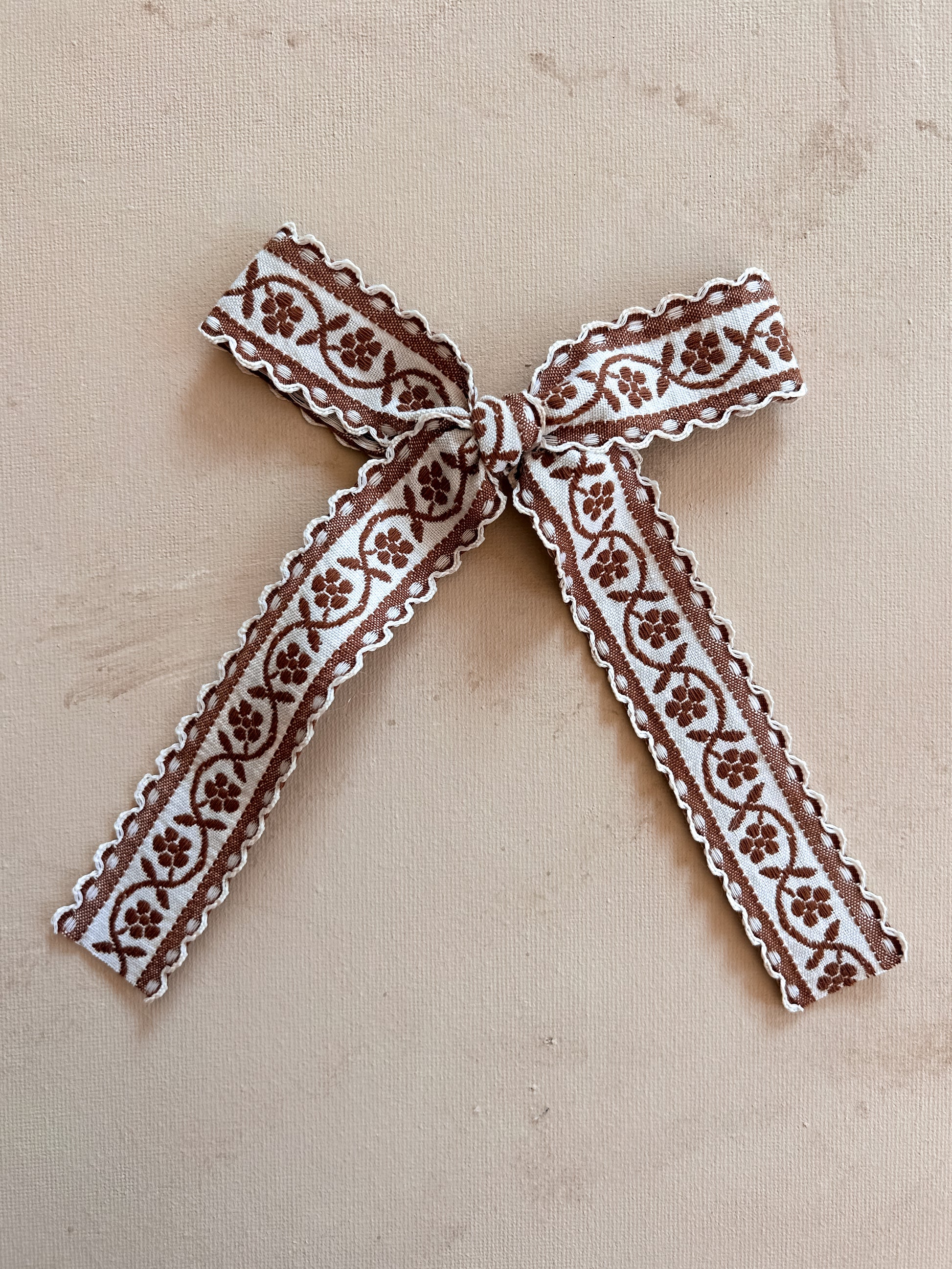 Oversized Ribbon Bow Clip || Willow