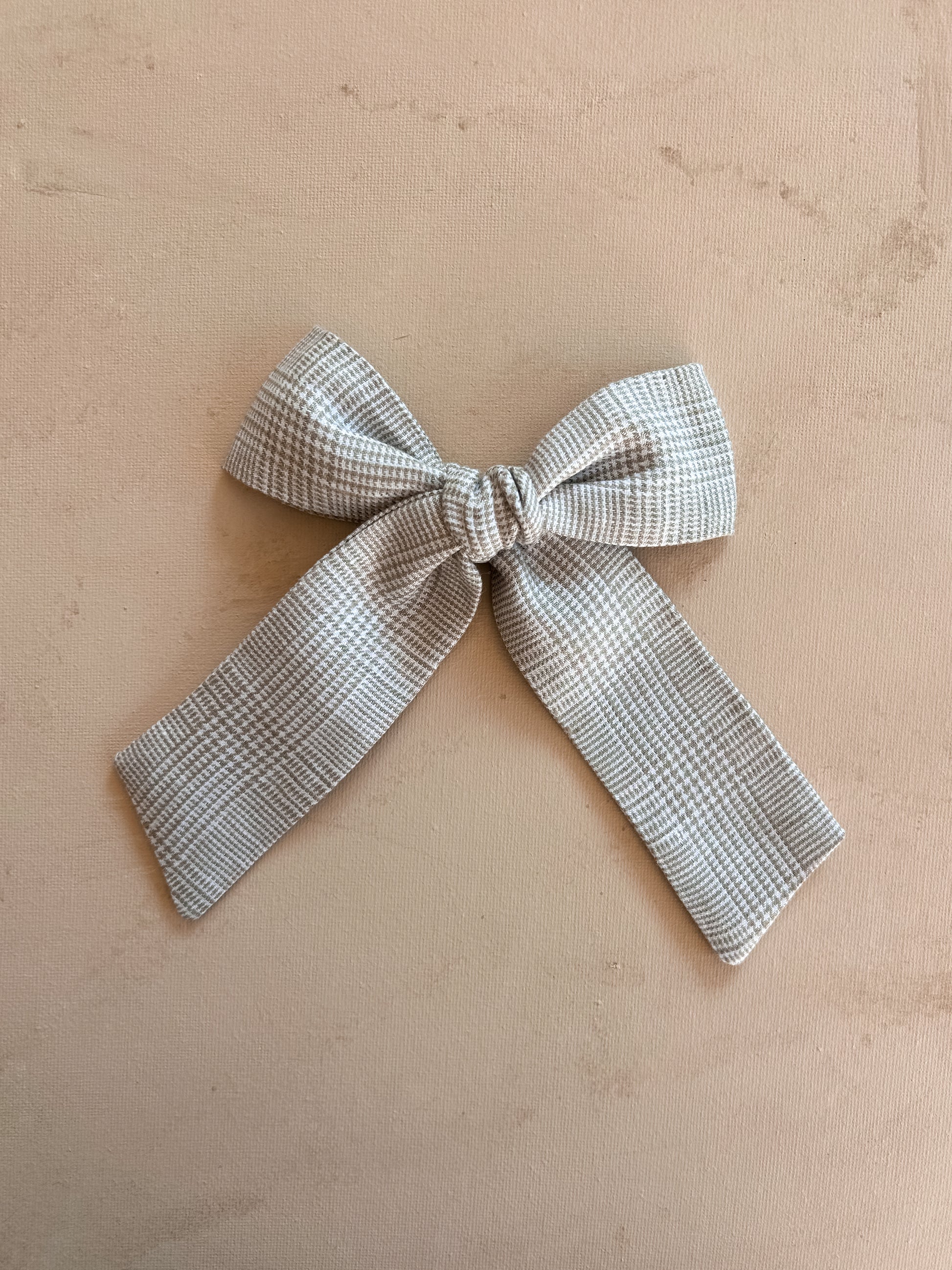 Oversized Bow Clip || Carden