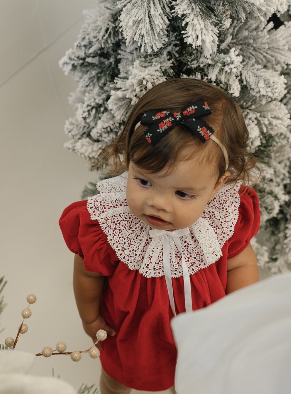 Petite Ribbon Bow Band || Louis