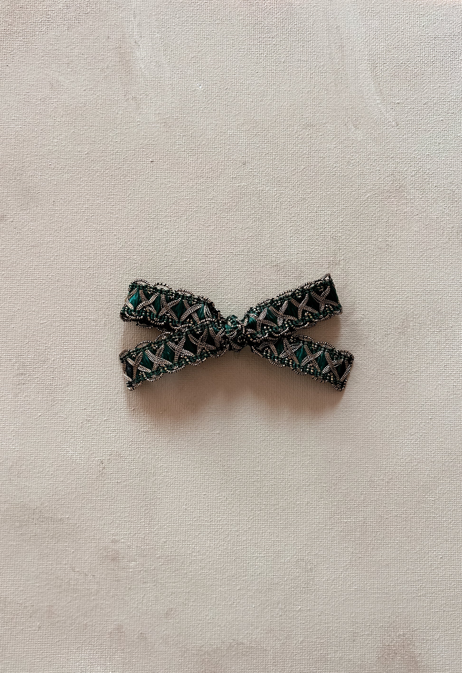 Ribbon Bow Clip || Tinsel