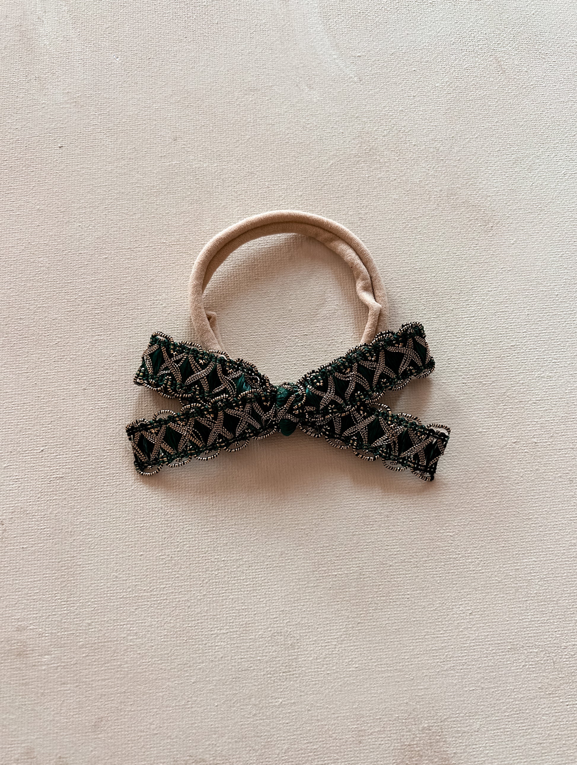 Ribbon Bow Band || Tinsel