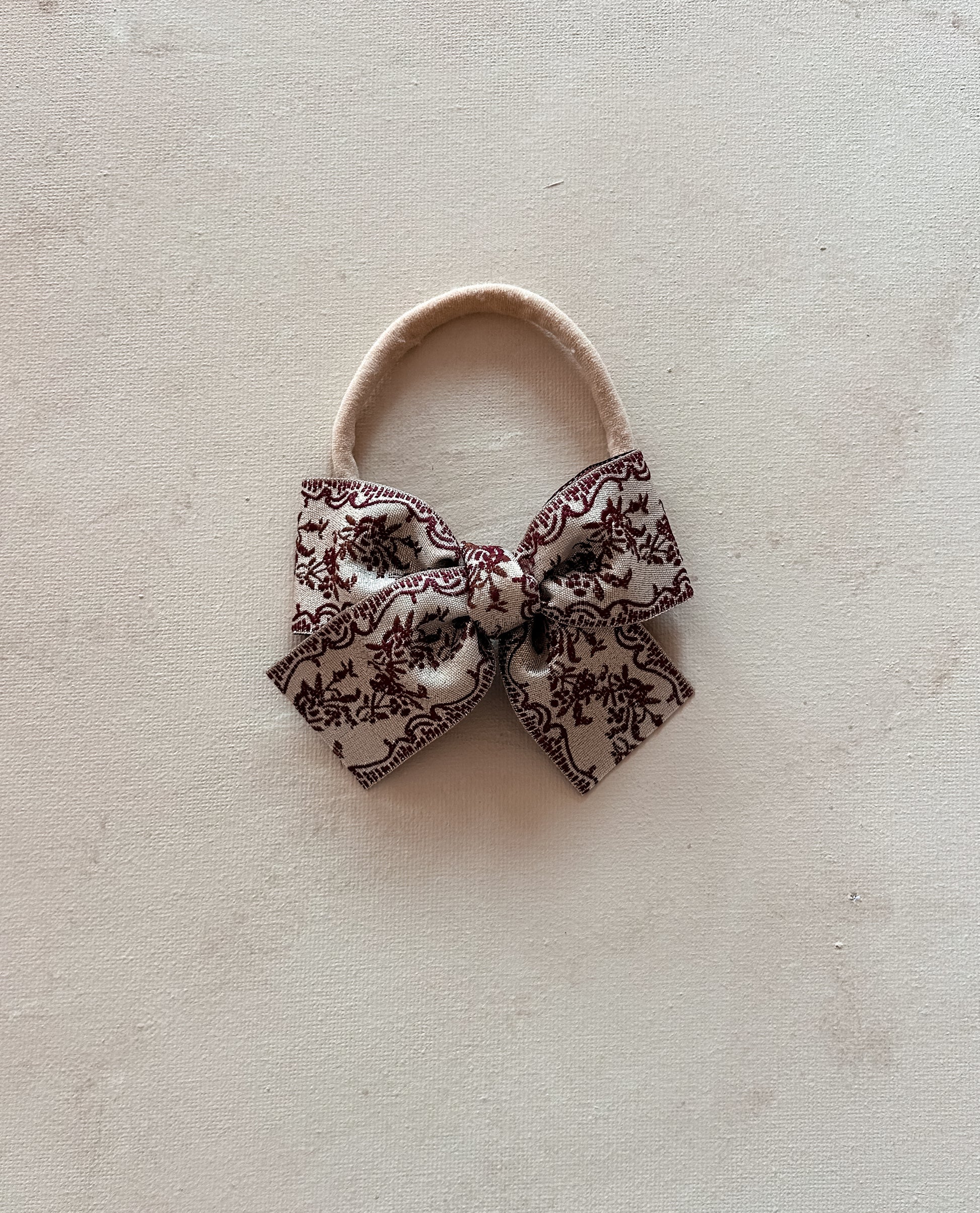 Ribbon Bow Band || Doux