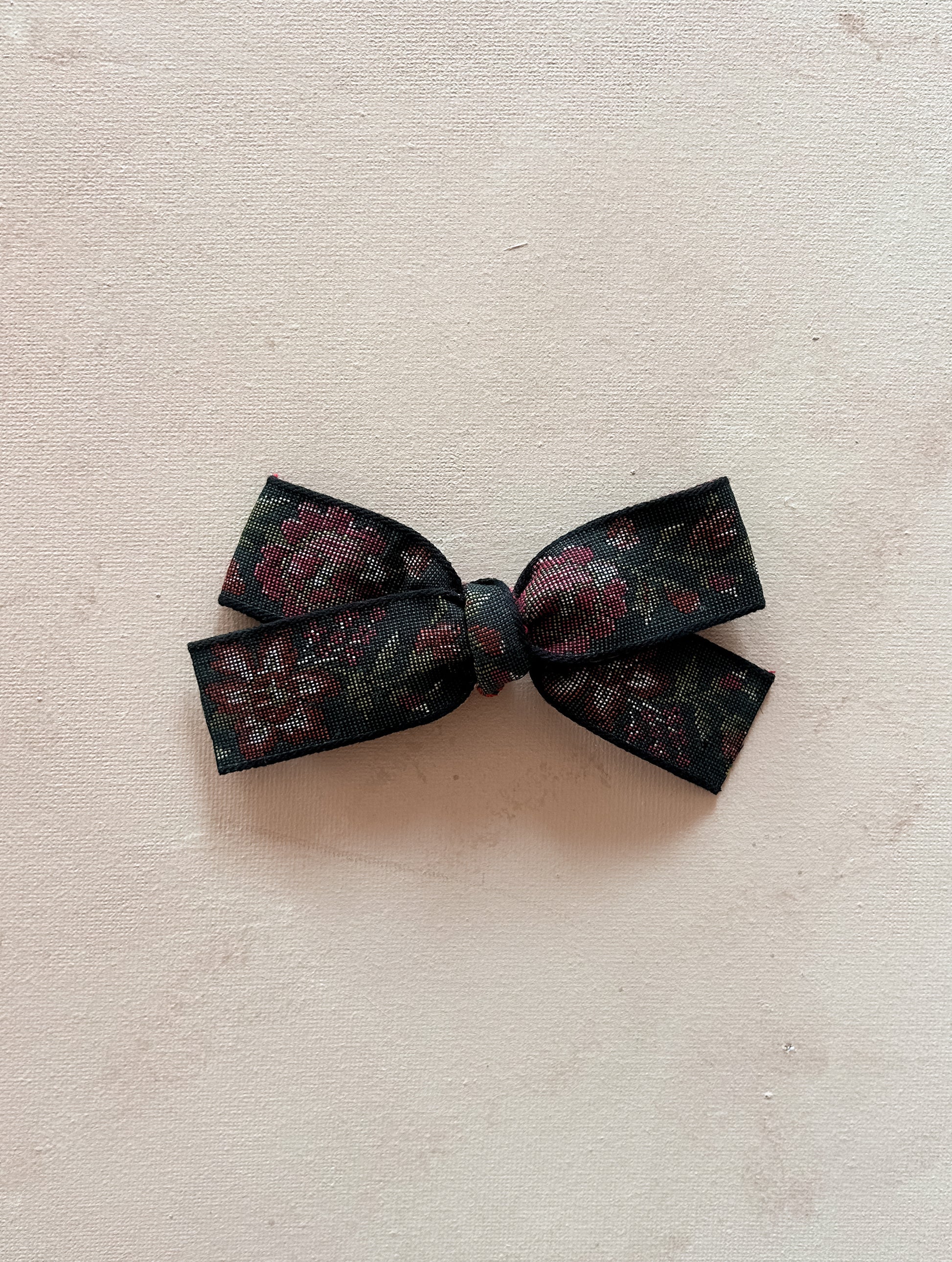 Ribbon Bow Clip || Noraleigh
