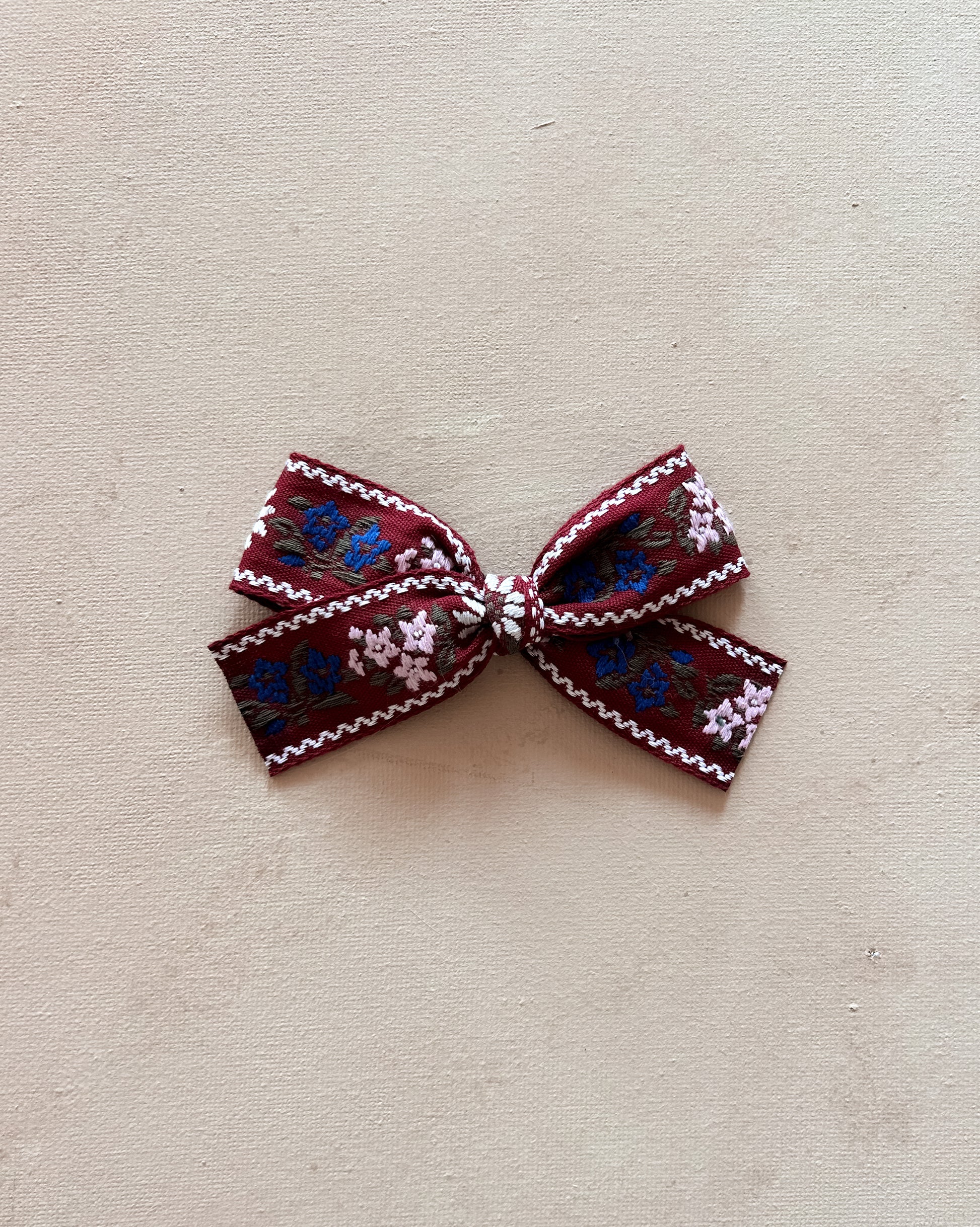 Ribbon Bow Clip || Folklore