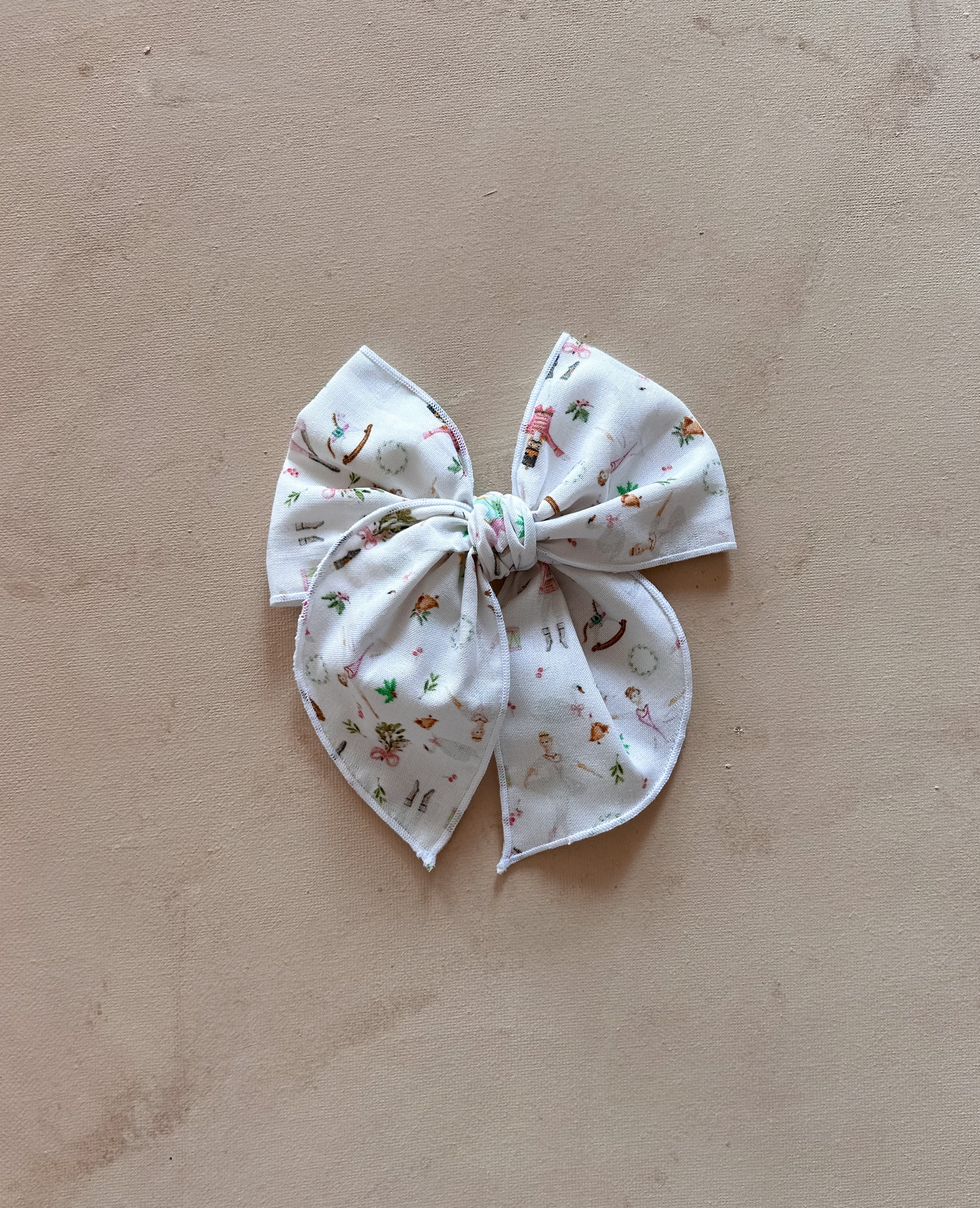 Fable Bow Clip || Nutcracker