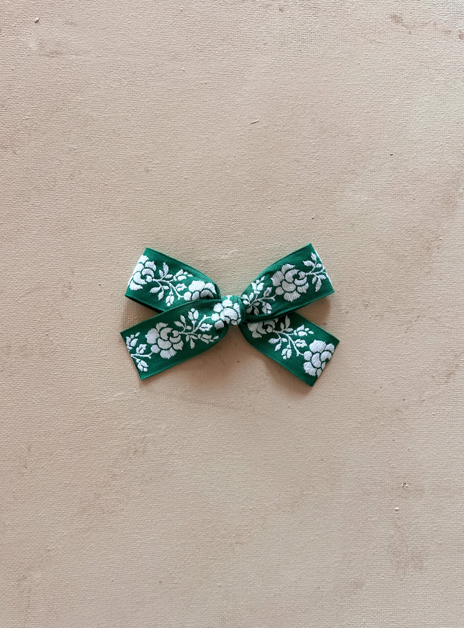 Ribbon Bow Clip || Bremer