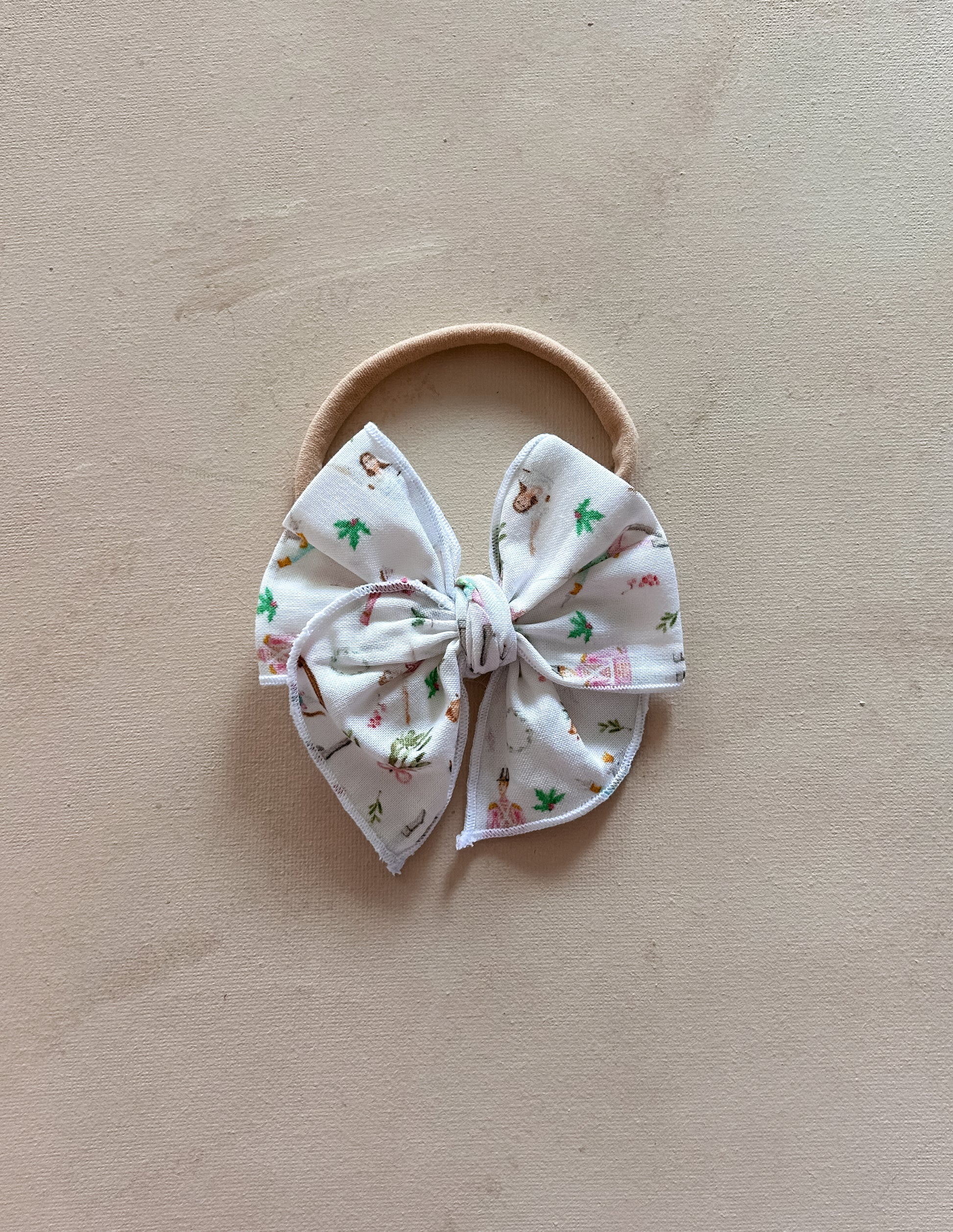 Petite Fable Bow Band || Nutcracker
