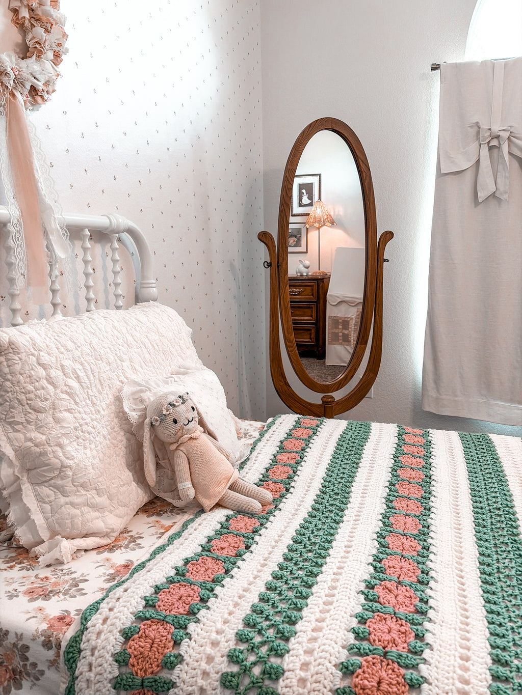 Rose Crocheted Blanket