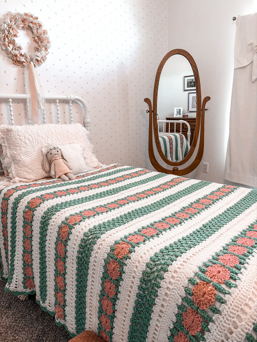 Rose Crocheted Blanket
