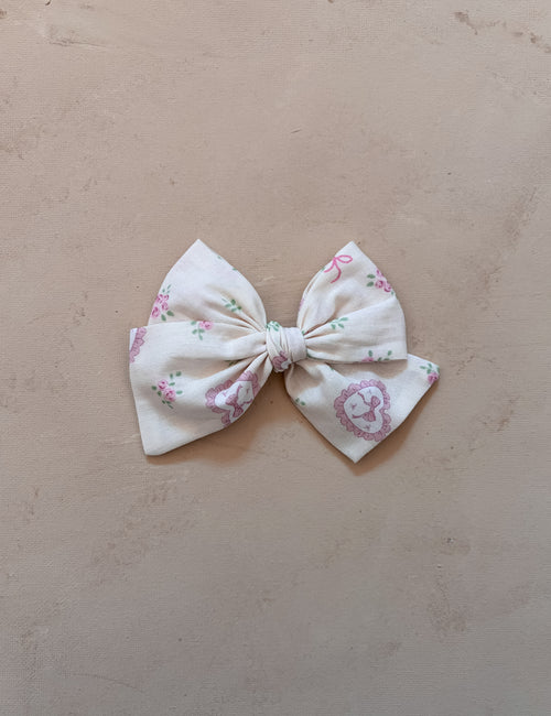 Classic Bow Clip || Sweetheart