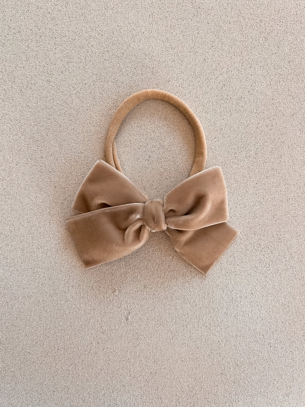 Classic Ribbon Bow Band || Velvet Sand