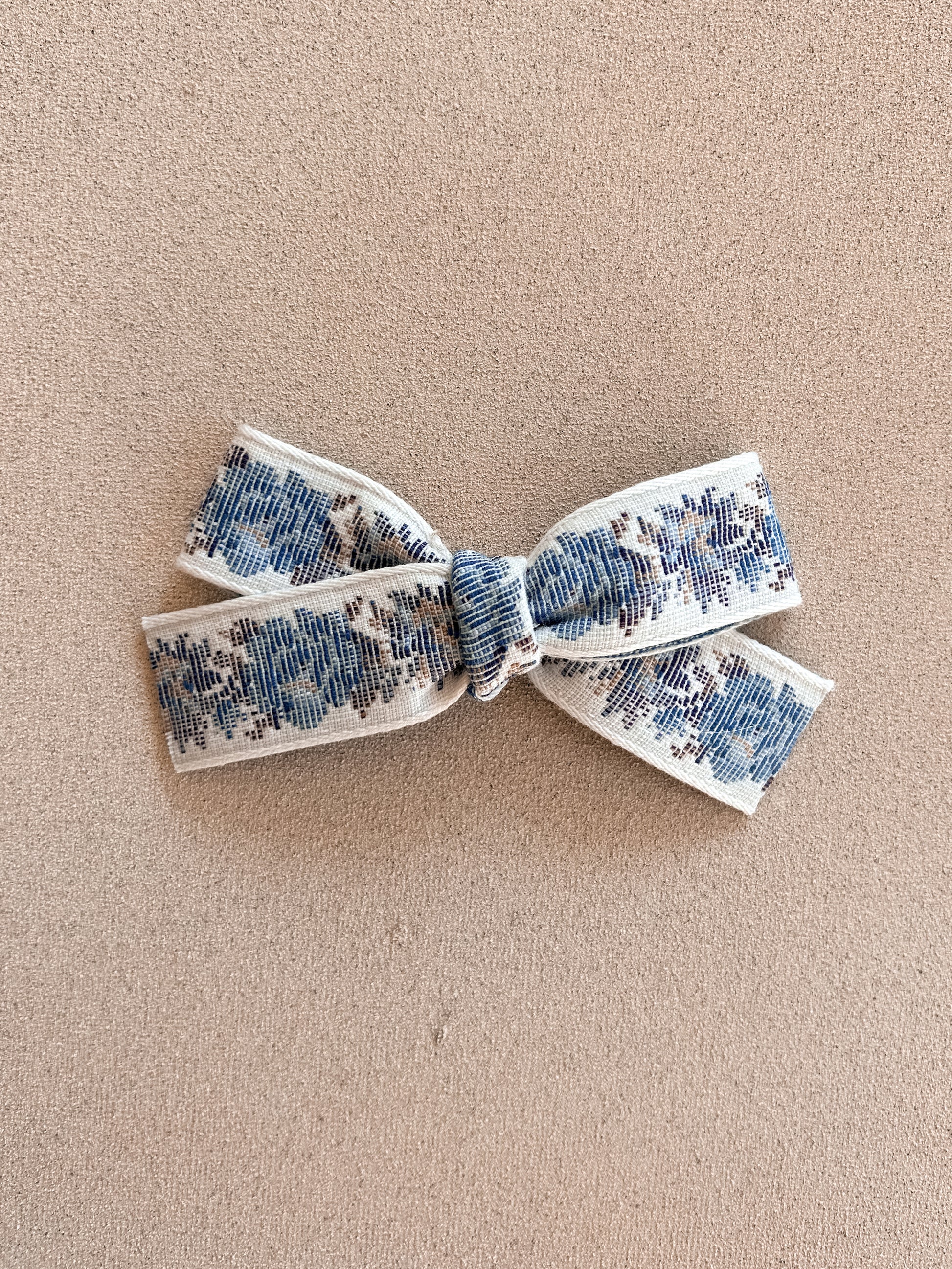 Classic Ribbon Bow Clip || Blue Floral Tapestry