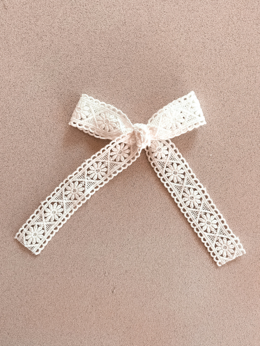 Oversized Ribbon Bow Clip || White Daisy Crochet