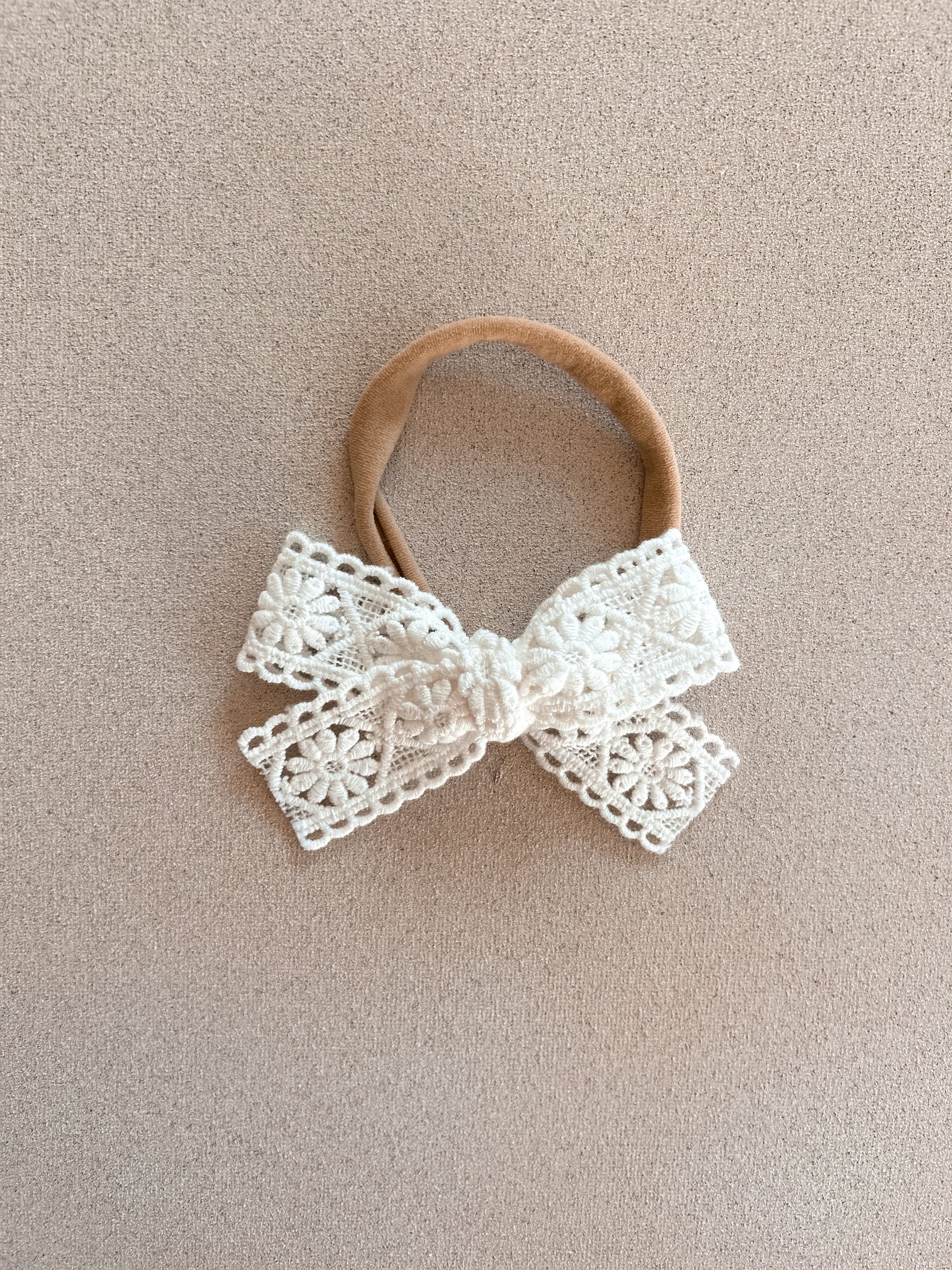 Petite Classic Ribbon Bow Band || White Daisy Crochet