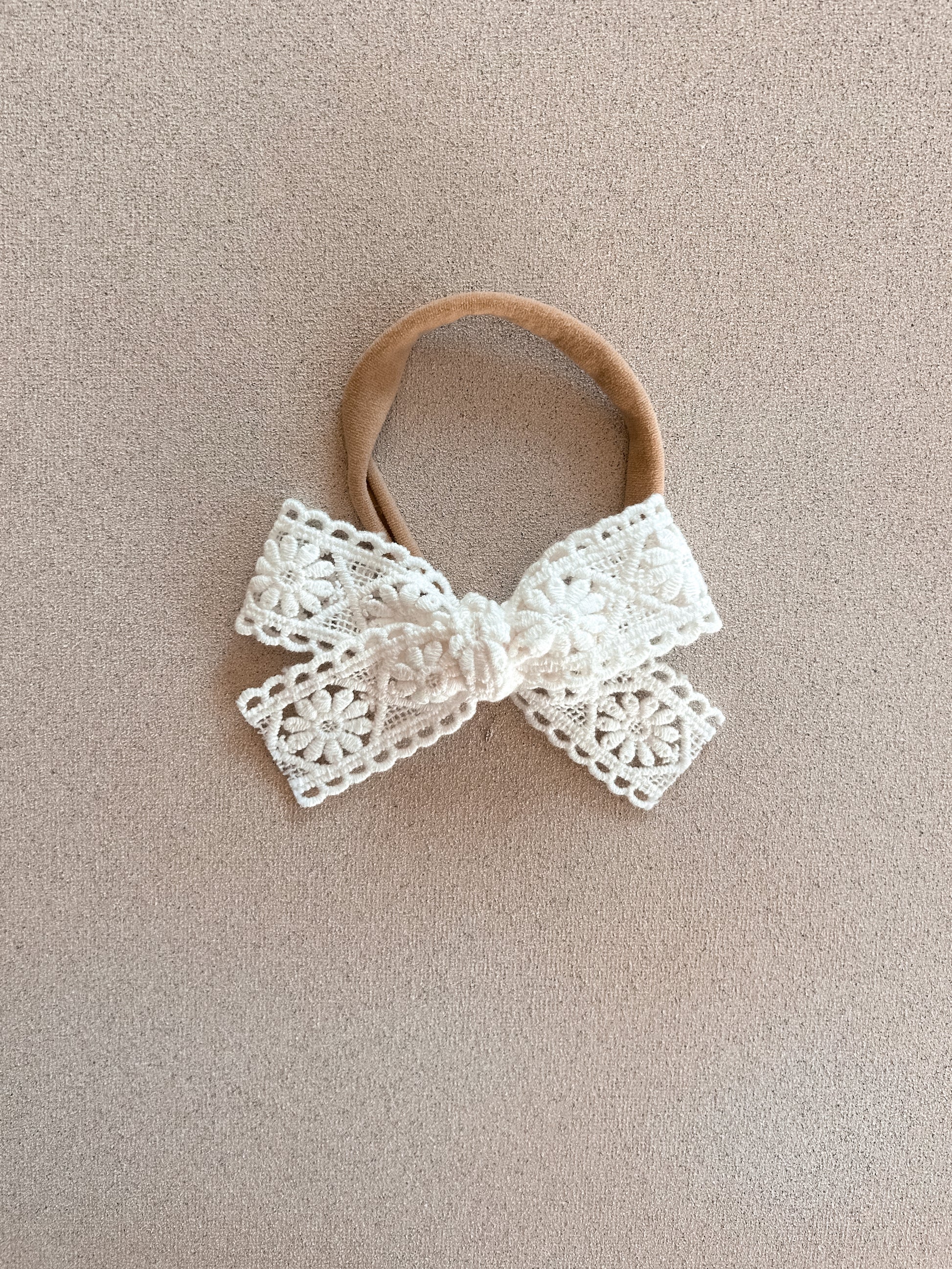 Petite Classic Ribbon Bow Band || White Daisy Crochet