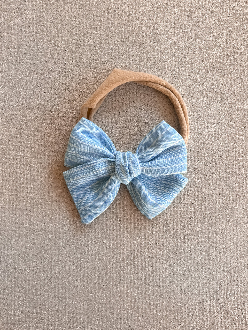 Petite Pinwheel Bow Band || Mijas Stripe