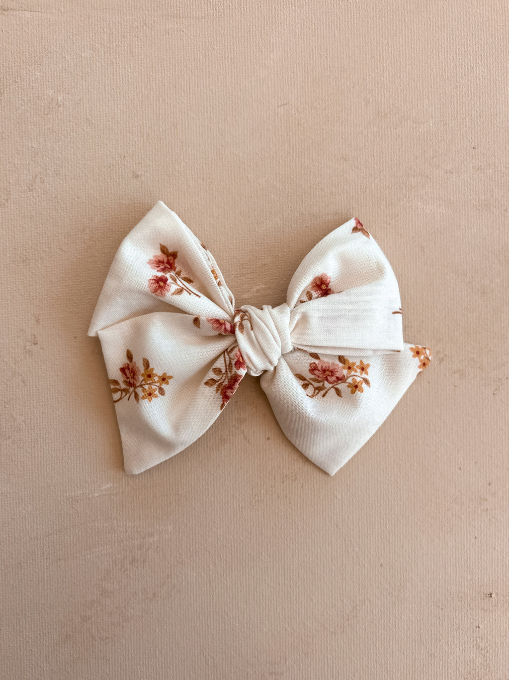 Large Pinwheel Bow Clip || Goldie