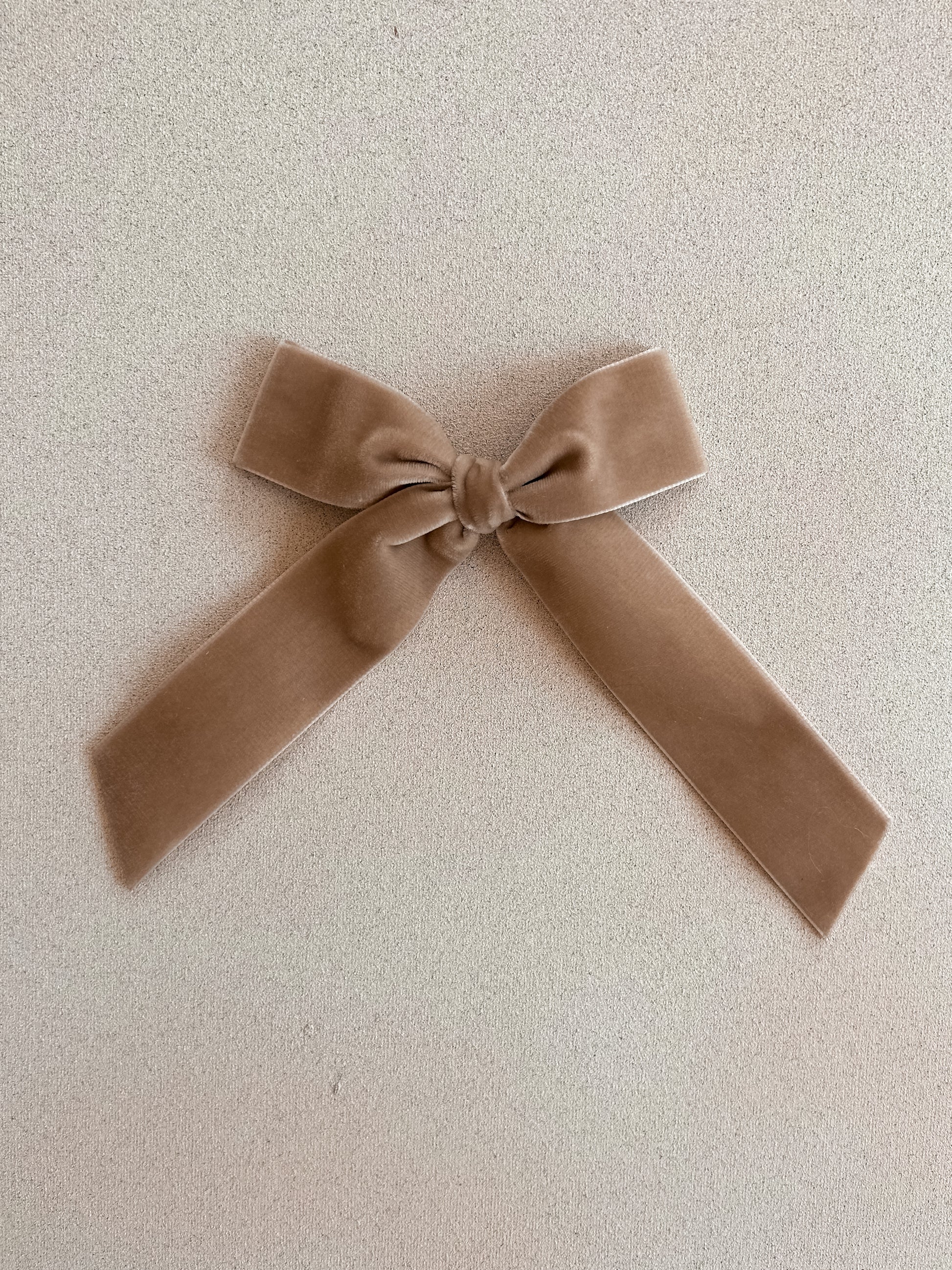 Oversized Ribbon Bow Clip || Velvet Sand