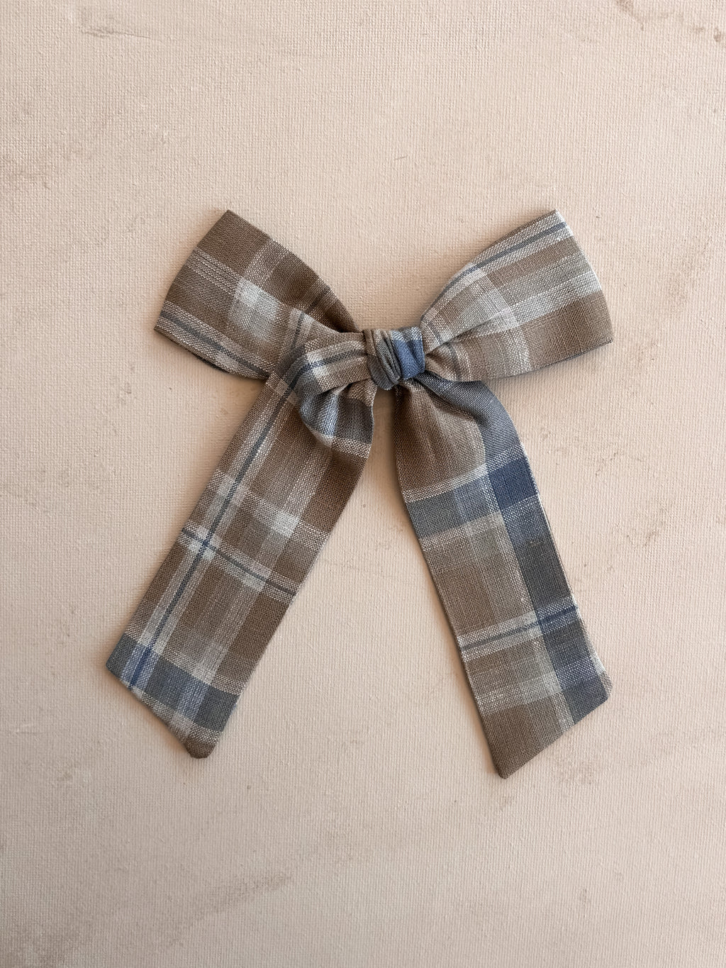Oversized Bow Clip || Fairmont