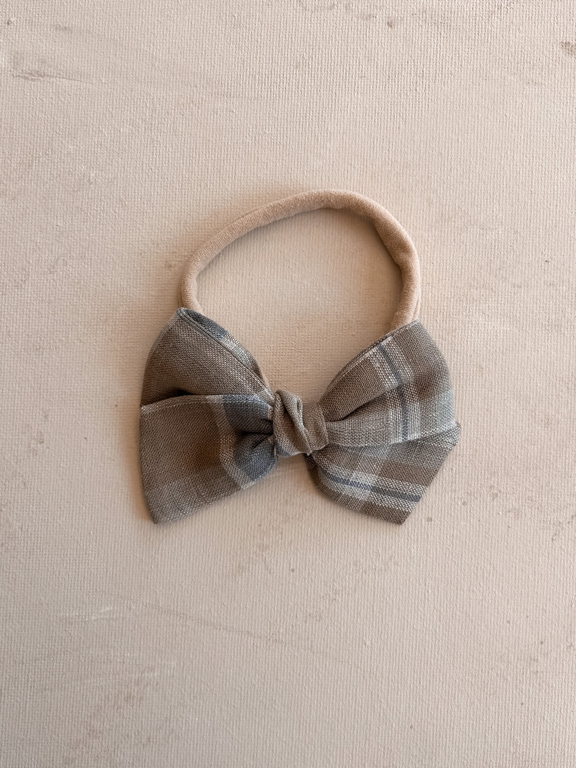 Petite Classic Bow Band || Fairmont