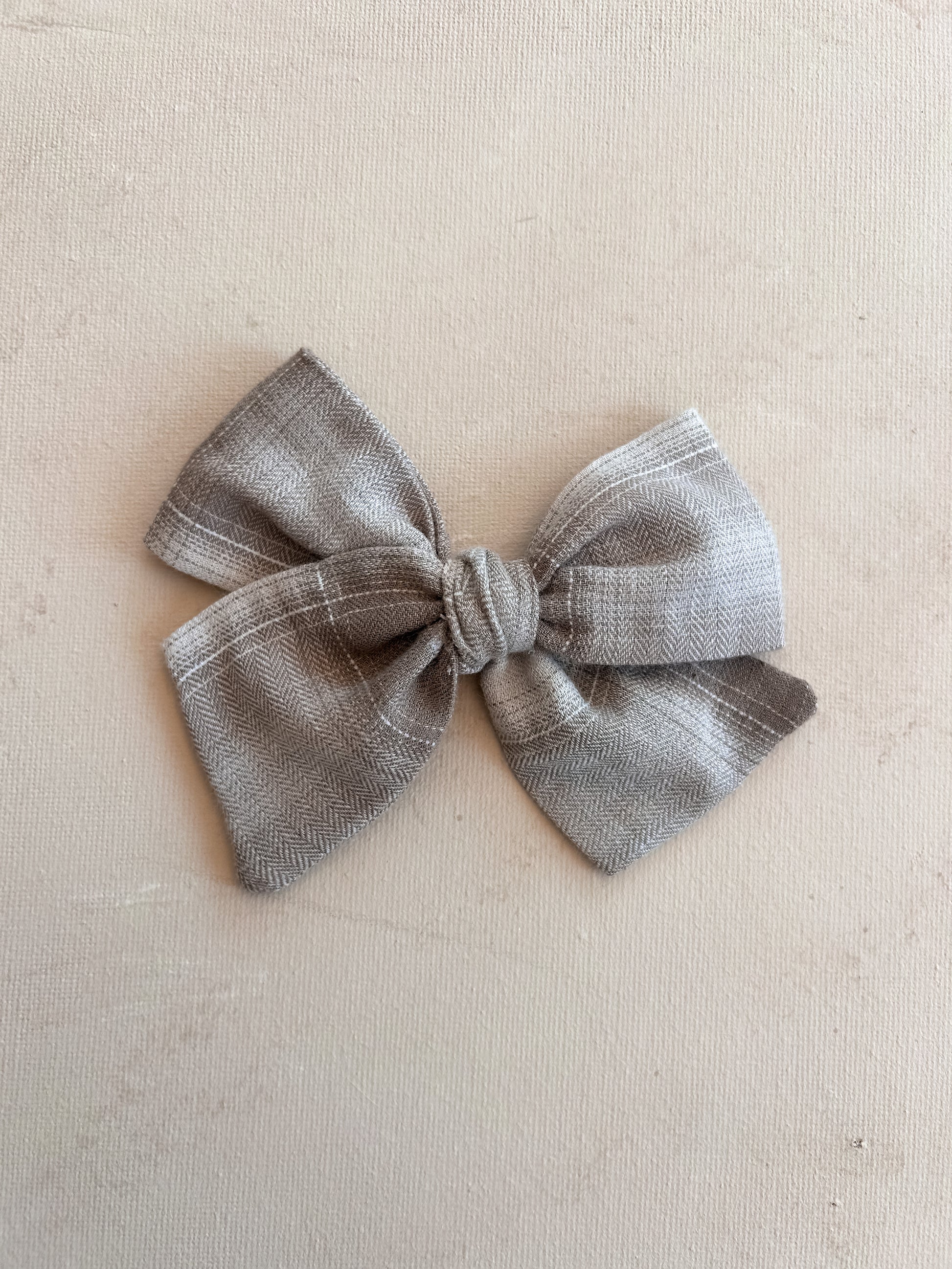 Large Pinwheel Bow Clip || Flannel
