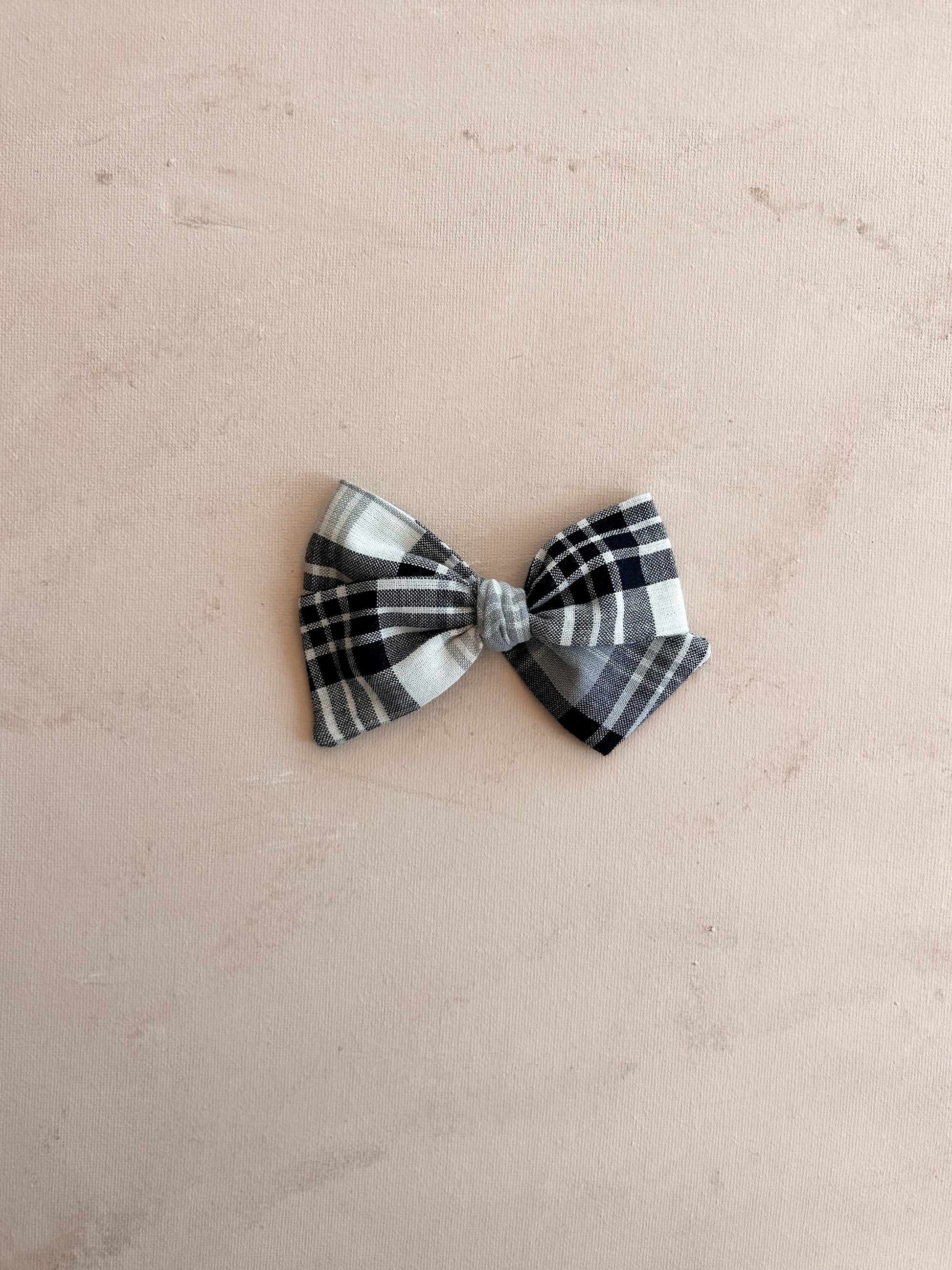 Classic Bow Clip || Galette