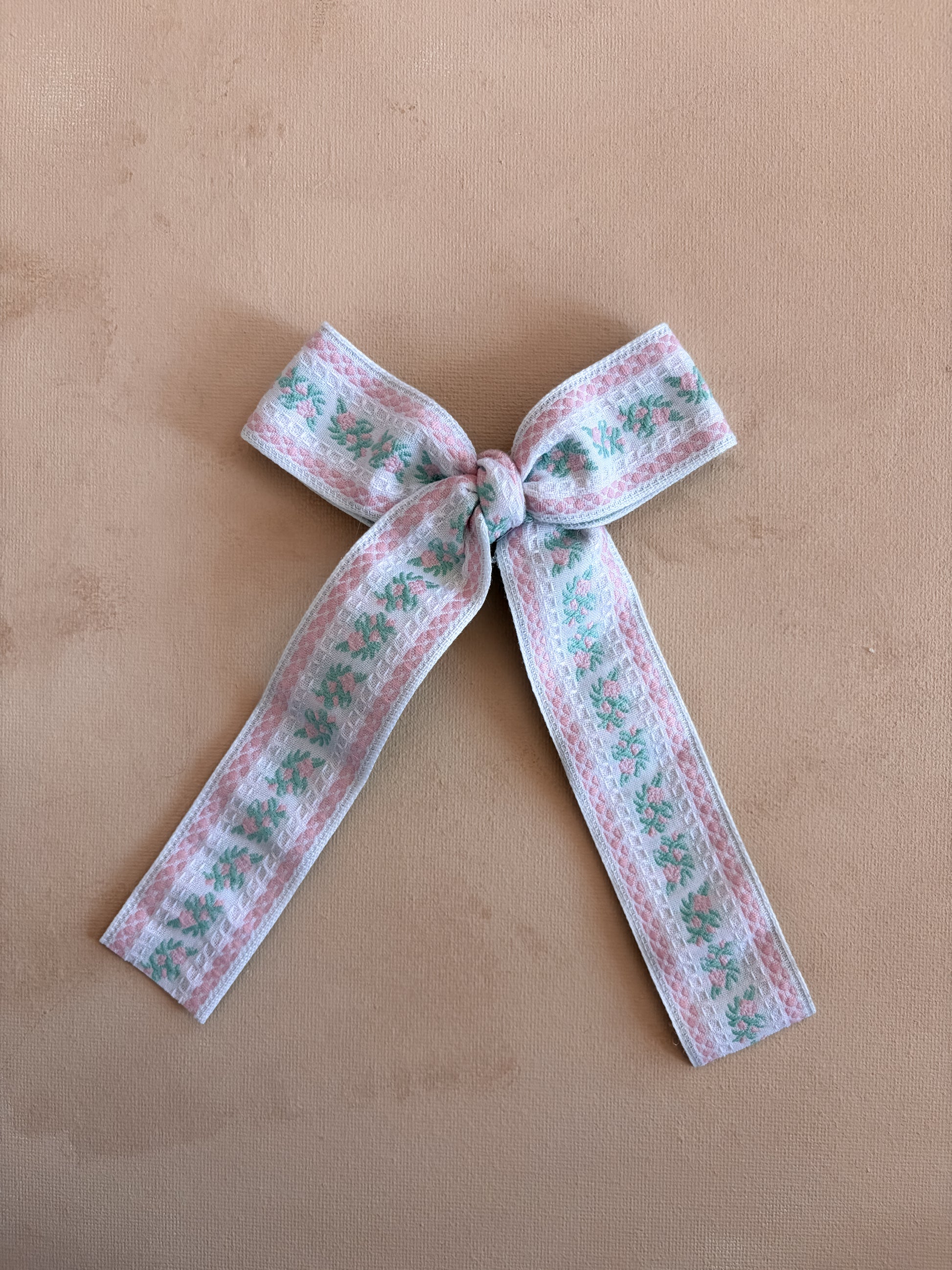 Oversized Ribbon Bow Clip | Catherine
