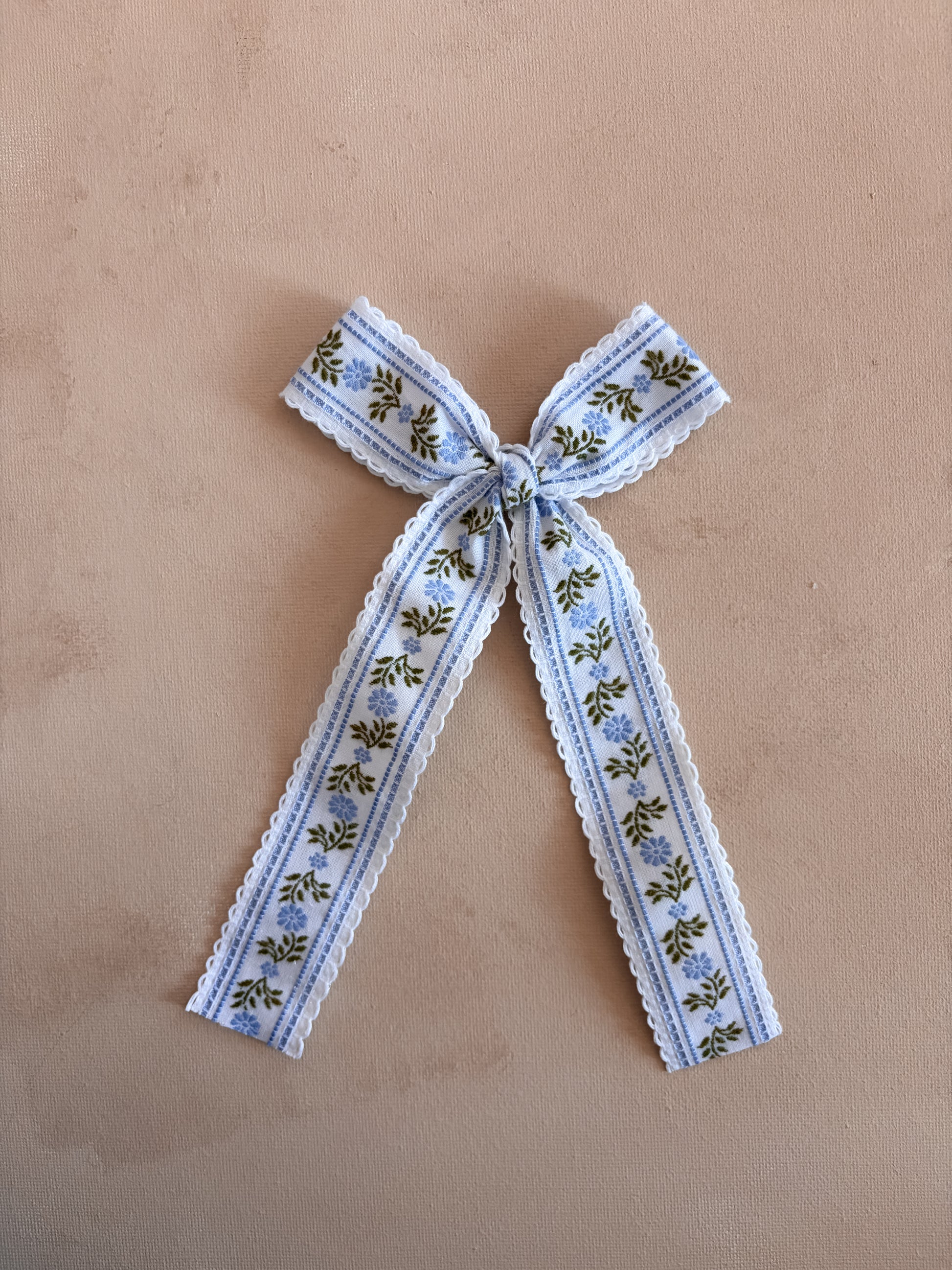 Oversized Ribbon Bow Clip | Vera