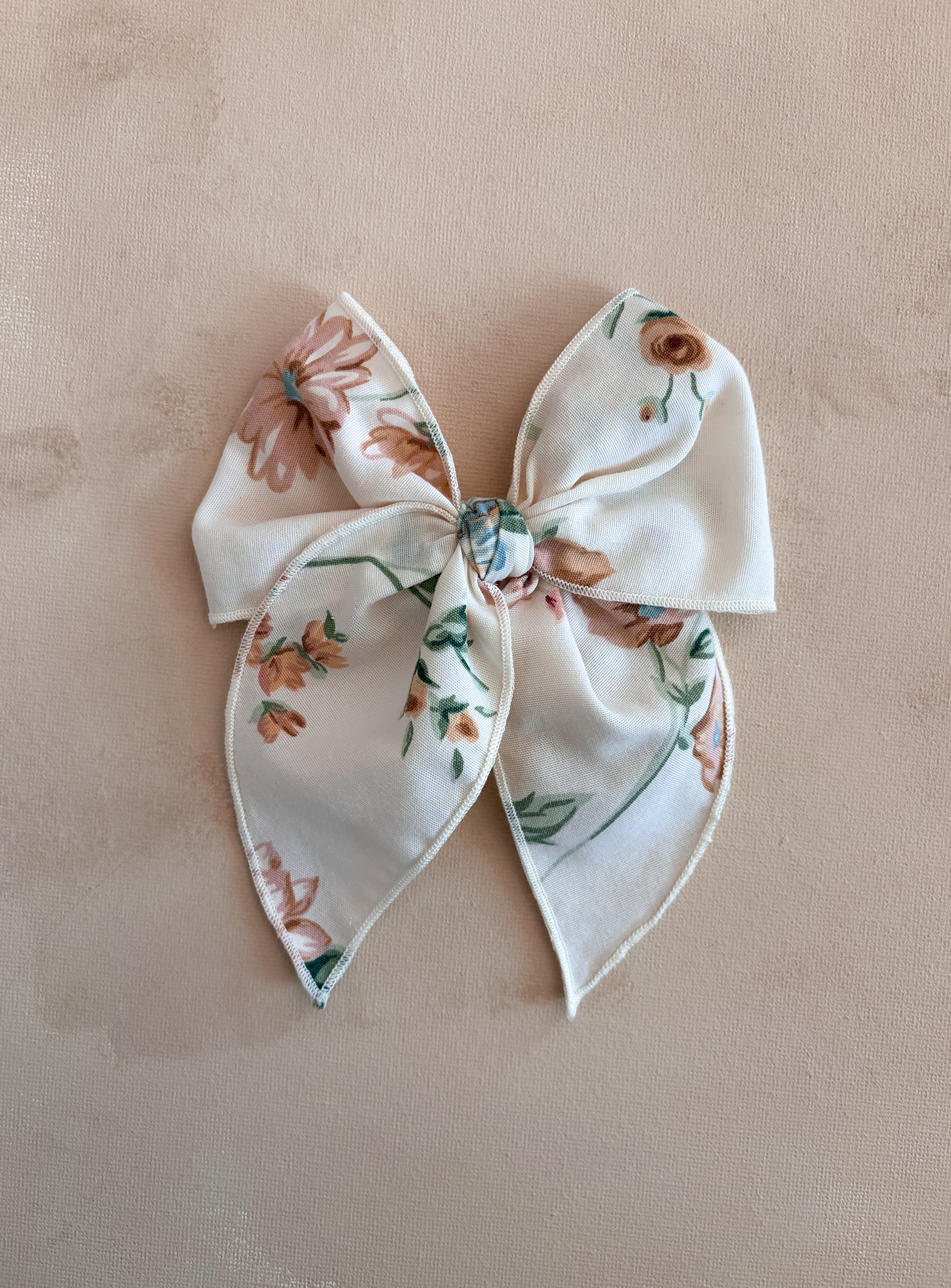 Vintage Fable Bow Clip | Glenna