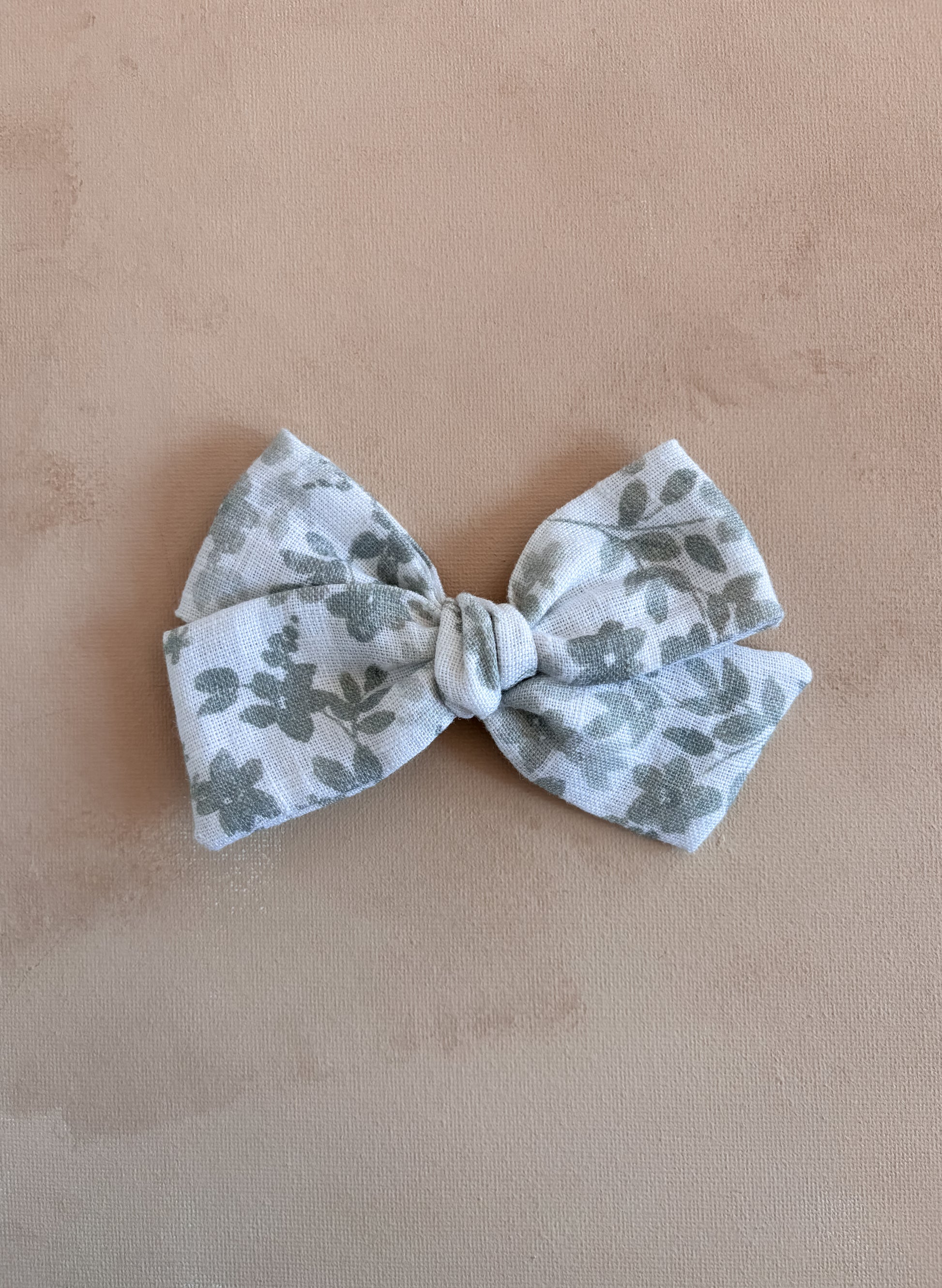 Classic Bow Clip | Eleanor