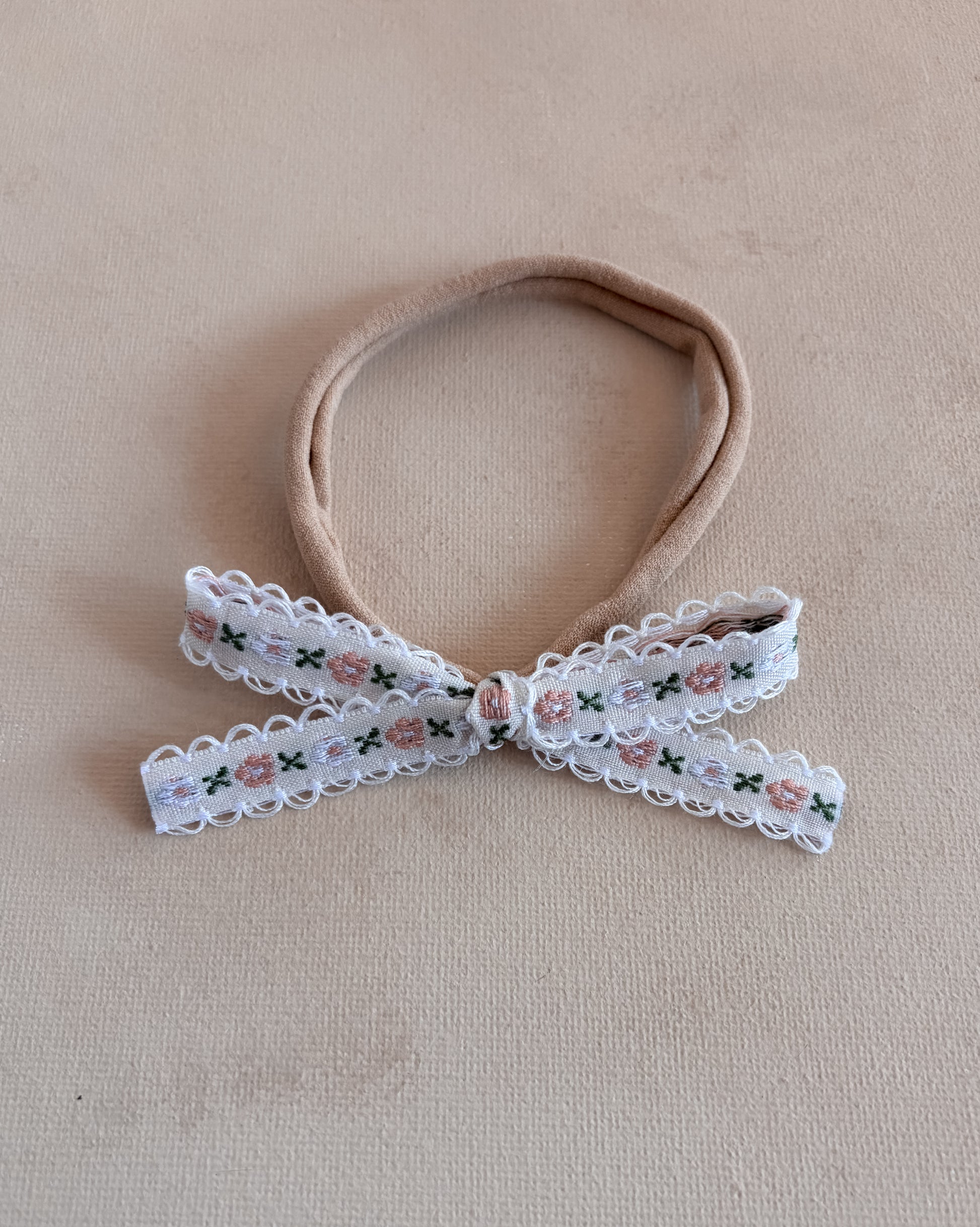 Petite Ribbon Bow Band | Nellie