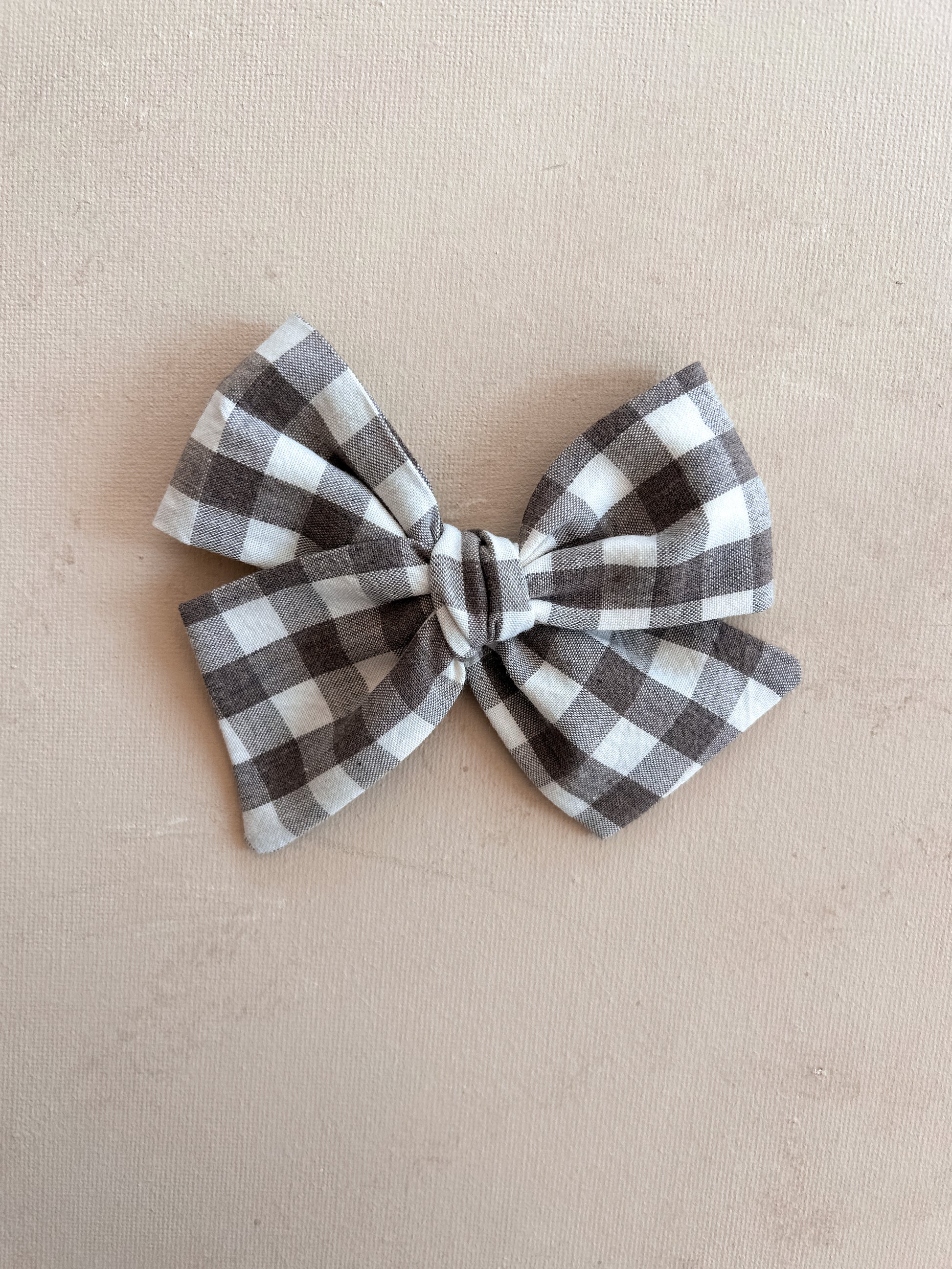 Large Pinwheel Bow Clip || Ash