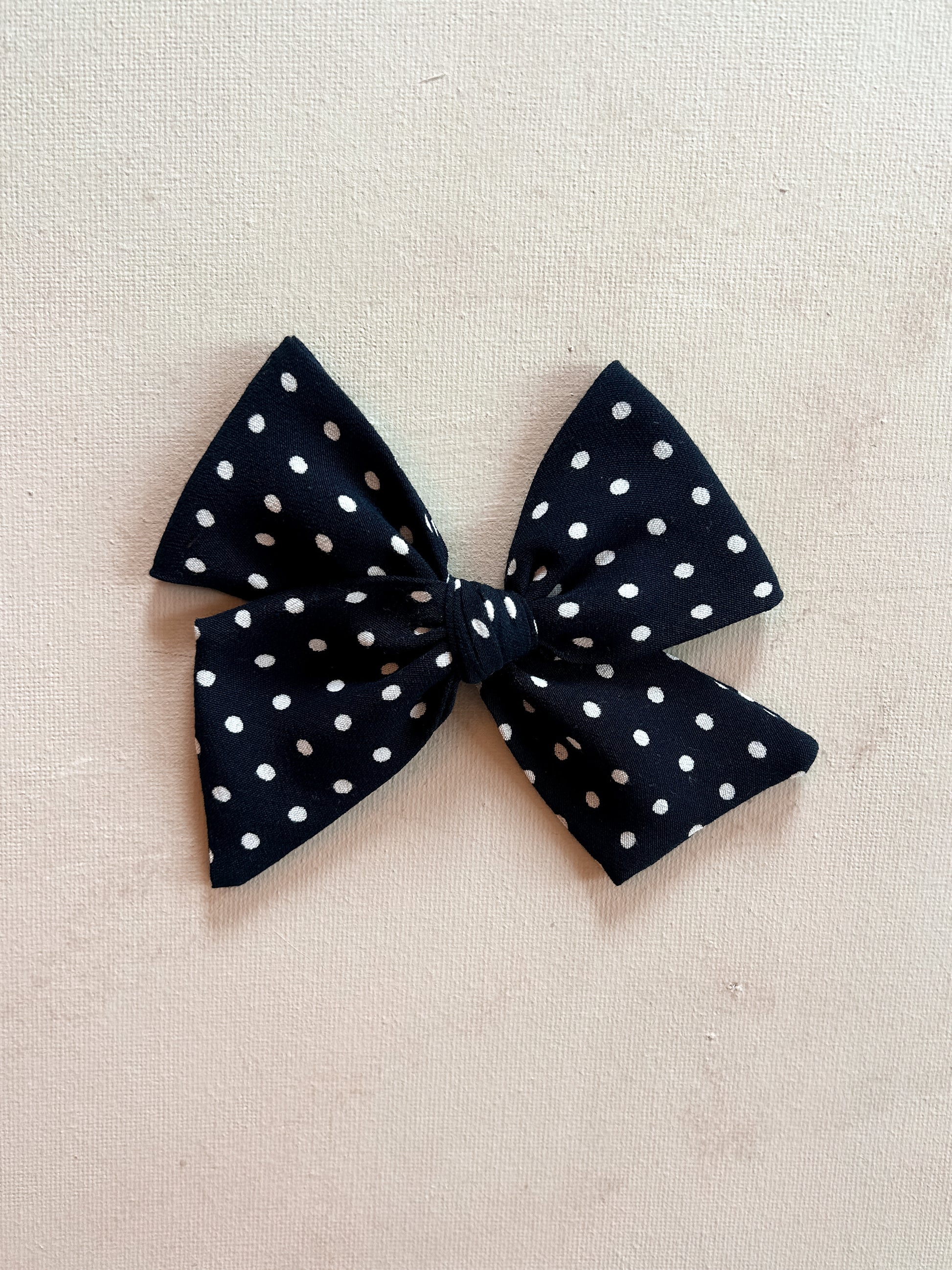 Vintage Large Pinwheel Bow Clip || Betty