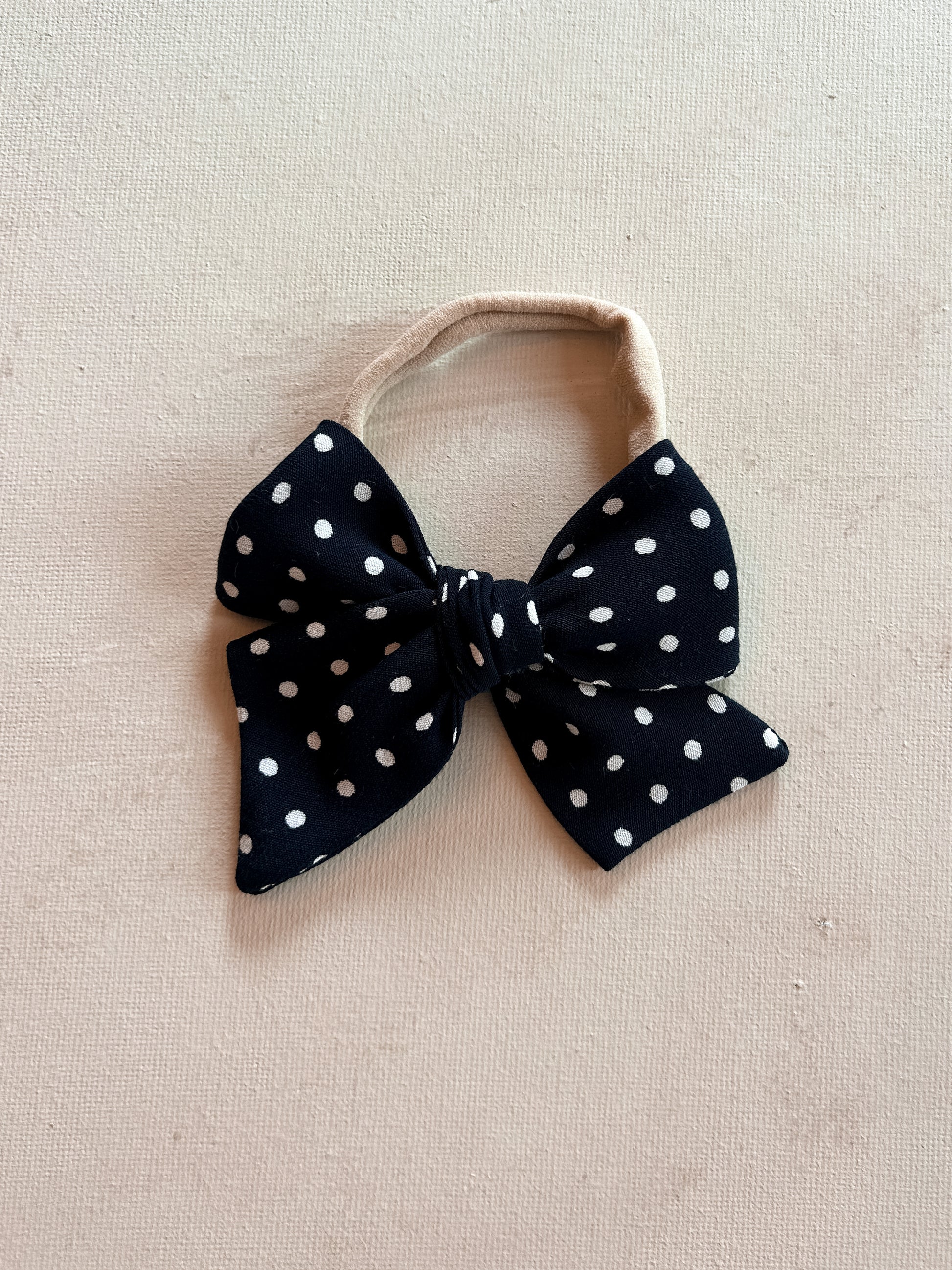 Vintage Pinwheel Bow Band || Betty