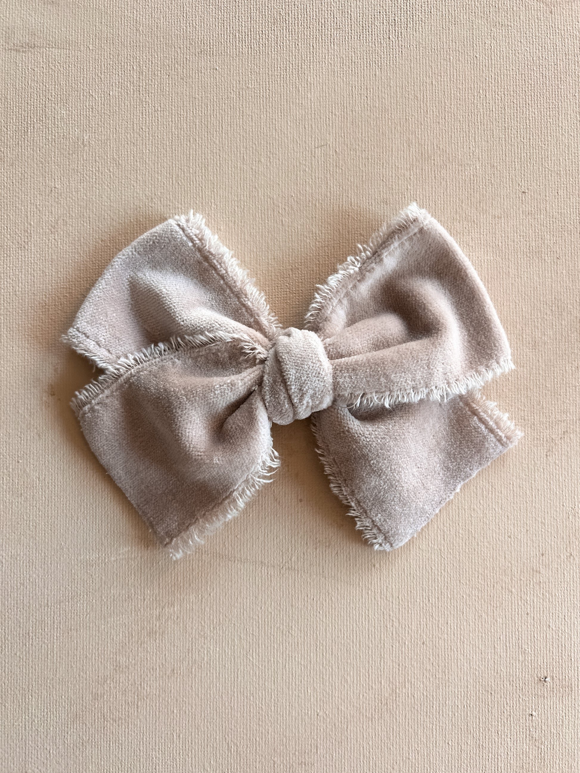 Classic Ribbon Clip Bow || Velvet Taupe